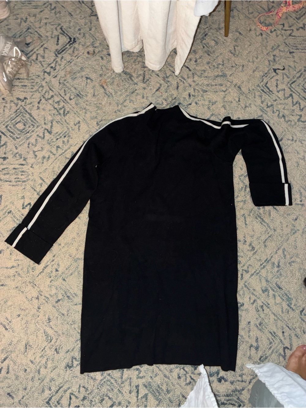 Saks Fifth Avenue Black Knit Skirt with White Side Stripe